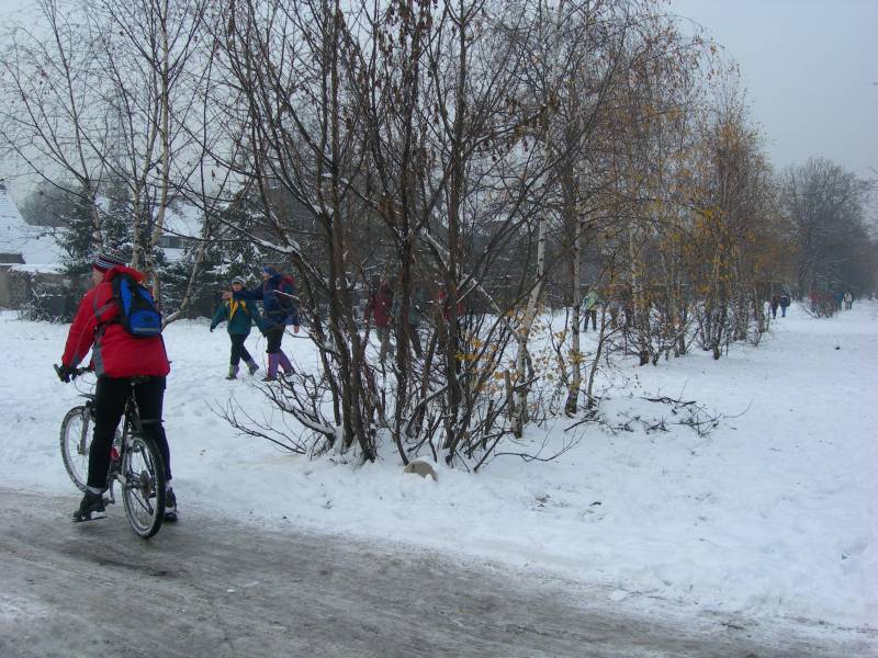 Zalety podrowania rowerem. Listopad 2007. Fot.: Braciszek